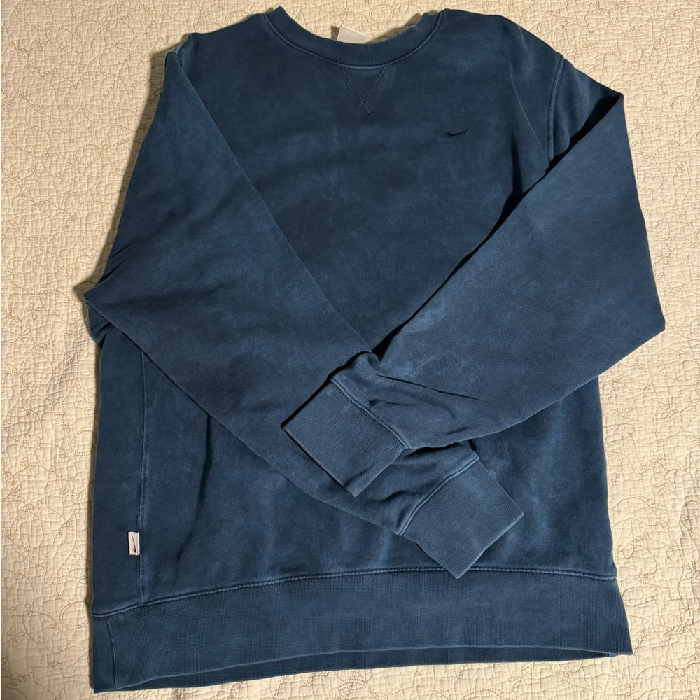 Nike crewneck